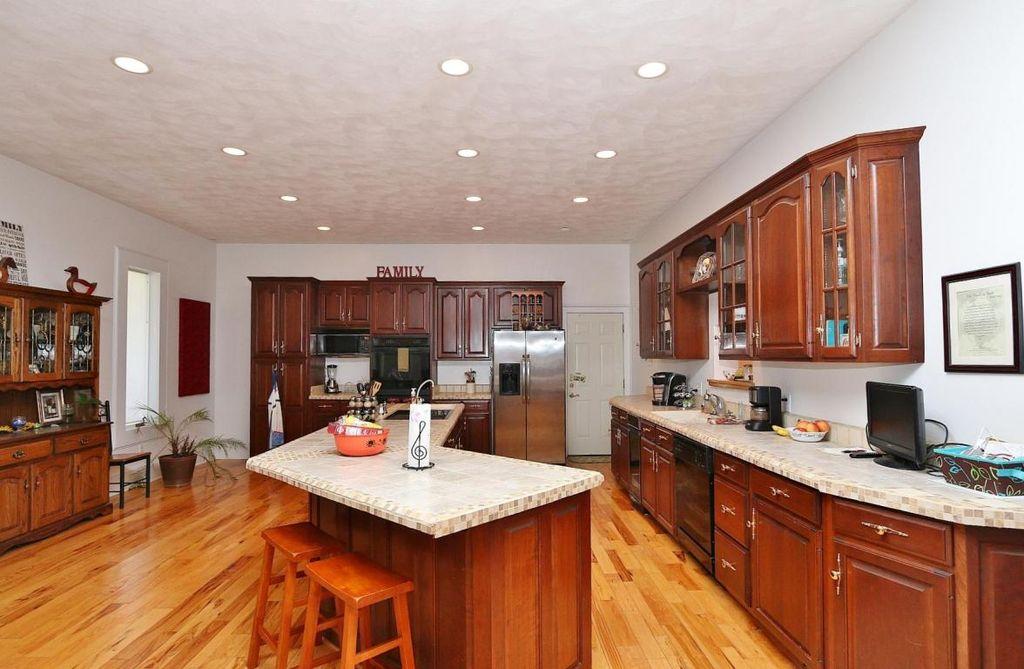623 Buhrman Road Eagle Rock, VA 24085 - Photo 18 of 33 s