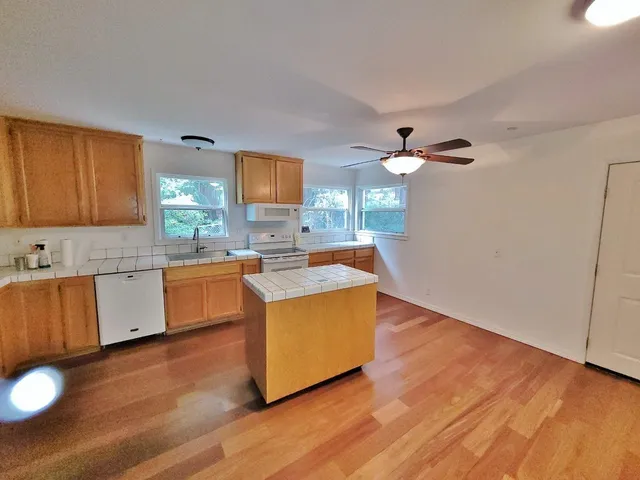 a view of empty room