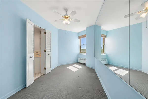 $340,000 | 5555 North Sheridan Road, Unit 1017, Chicago, IL 60640