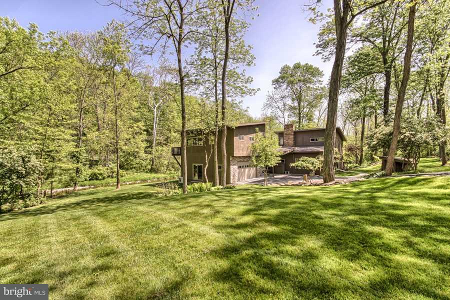 532 Stoney Run Road Dillsburg, PA 17019 - Photo 2 of 25 Gallery Image 2
