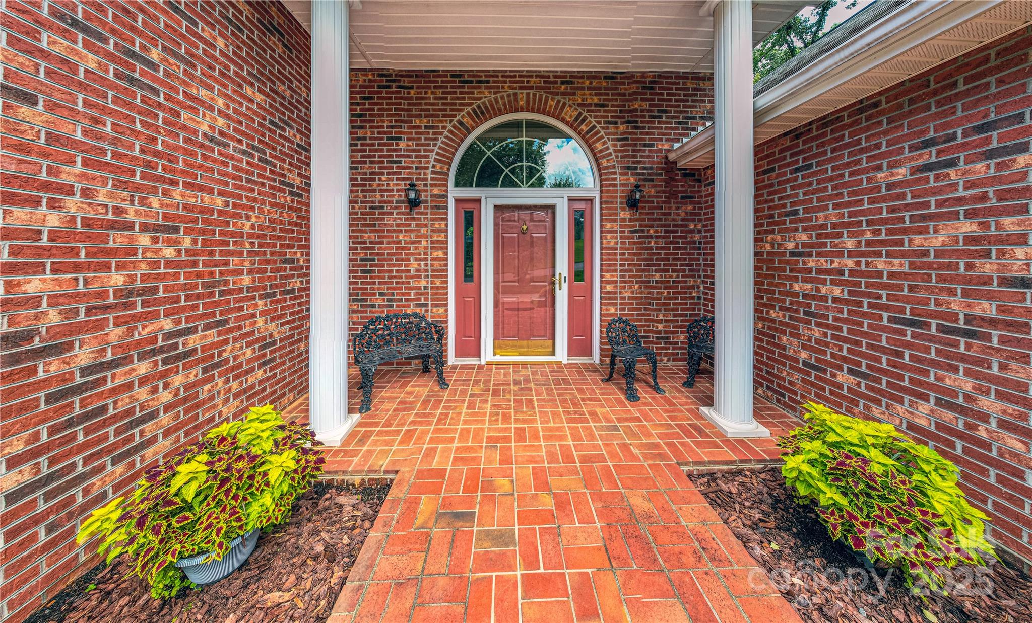 185 Oak Ridge Drive Clyde, NC 28721 - Photo 2 of 33