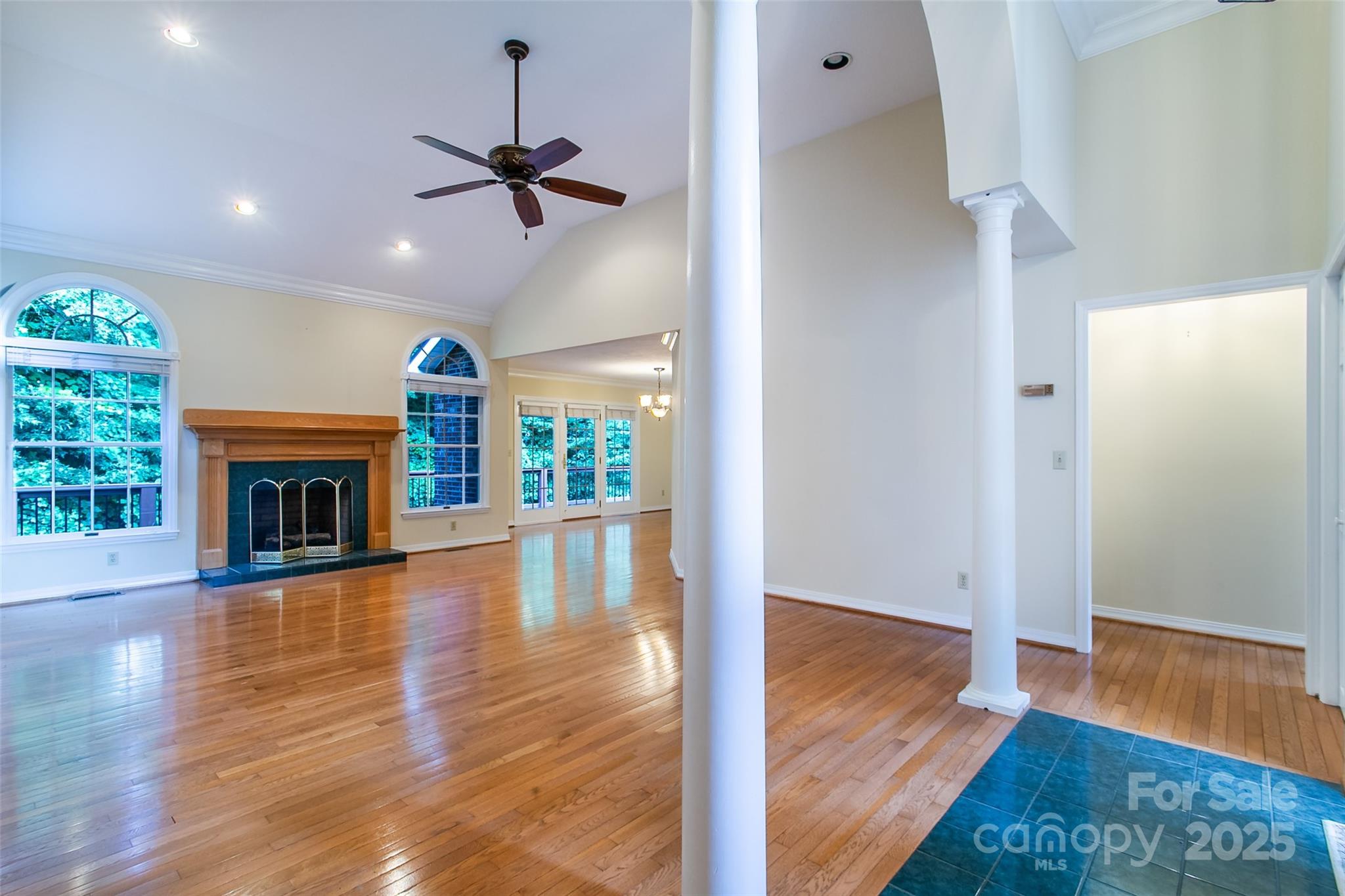 185 Oak Ridge Drive Clyde, NC 28721 - Photo 8 of 33