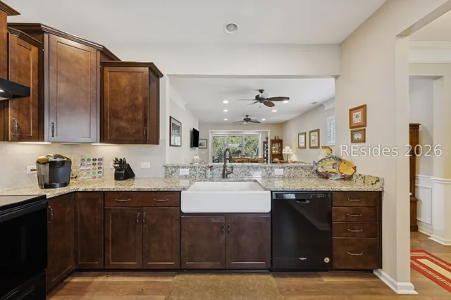 $395,000 | 1038 Gleneagle Court, Bluffton, SC 29909