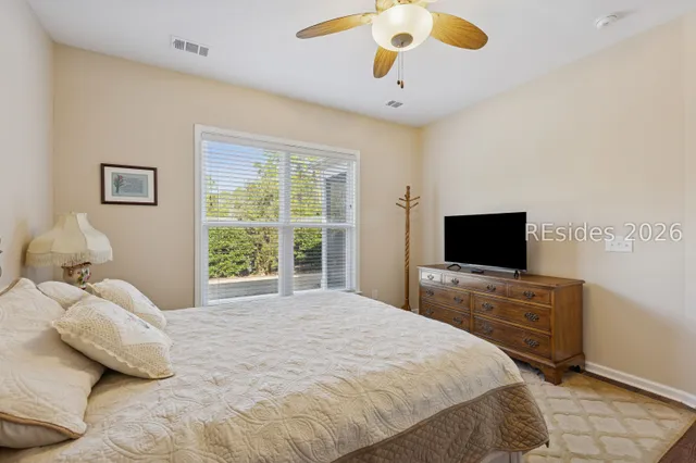 $395,000 | 1038 Gleneagle Court, Bluffton, SC 29909