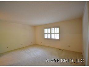 77 Chestnut Street, Unit 201 Tryon, NC 28782 - Photo 12 of 24 Gallery Image 12