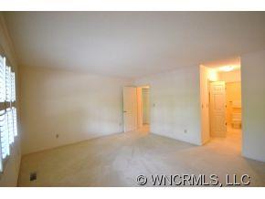 77 Chestnut Street, Unit 201 Tryon, NC 28782 - Photo 13 of 24 Gallery Image 13