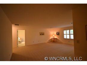 77 Chestnut Street, Unit 201 Tryon, NC 28782 - Photo 17 of 24 Gallery Image 17