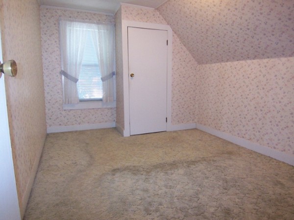 31 Victory Road Lynn, MA 01902 - Photo 15 of 28 Gallery Image 15