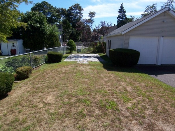 31 Victory Road Lynn, MA 01902 - Photo 26 of 28 Gallery Image 26
