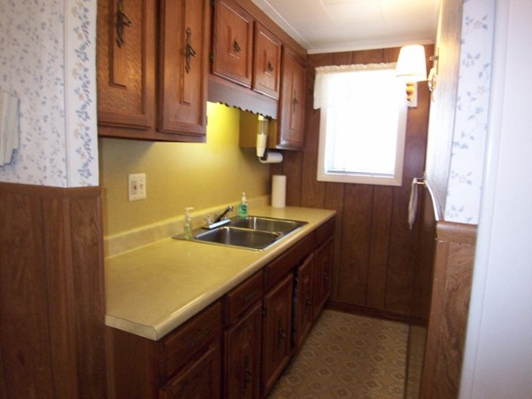 31 Victory Road Lynn, MA 01902 - Photo 8 of 28 Gallery Image 8