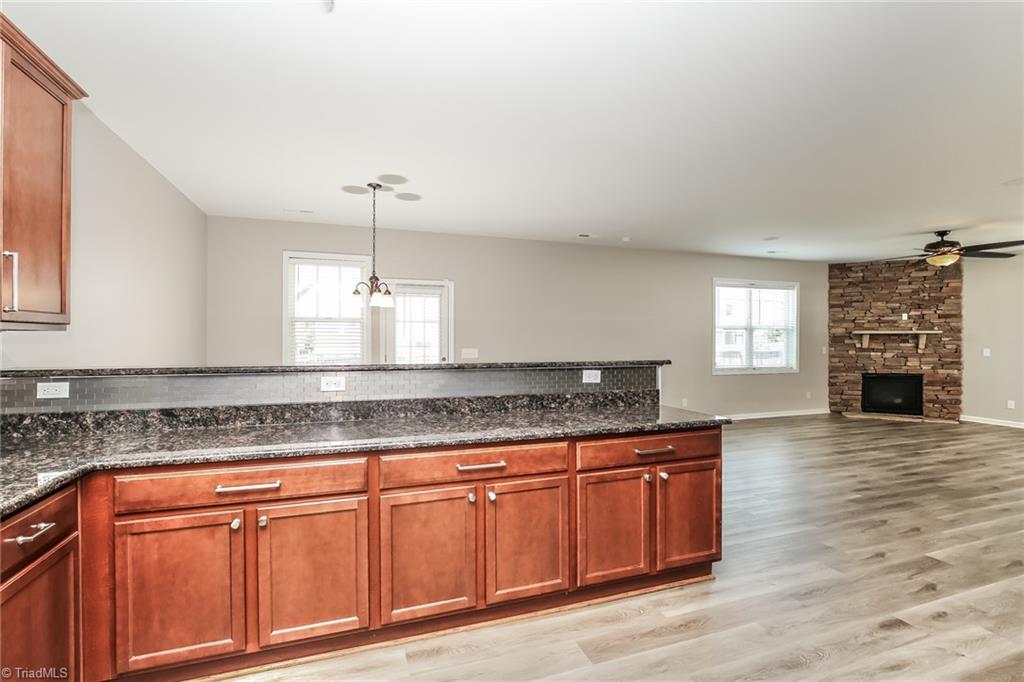 4625 Meadowside Terrace High Point, NC 27265 - Photo 14 of 31