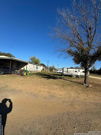 a view of a water fountain