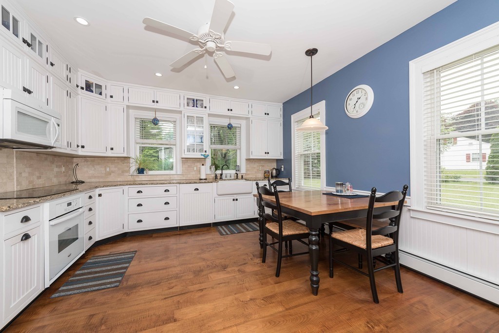 26 Forge Road Freetown, MA 02702 - Photo 4 of 21 Gallery Image 4