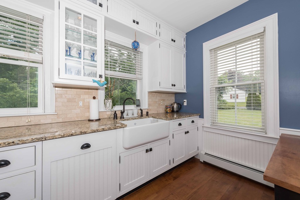 26 Forge Road Freetown, MA 02702 - Photo 6 of 21 Gallery Image 6