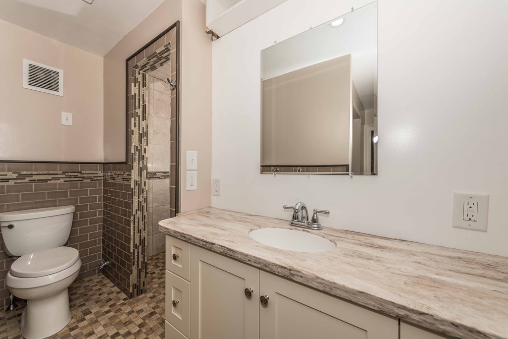 26 Forge Road Freetown, MA 02702 - Photo 10 of 21 Gallery Image 10
