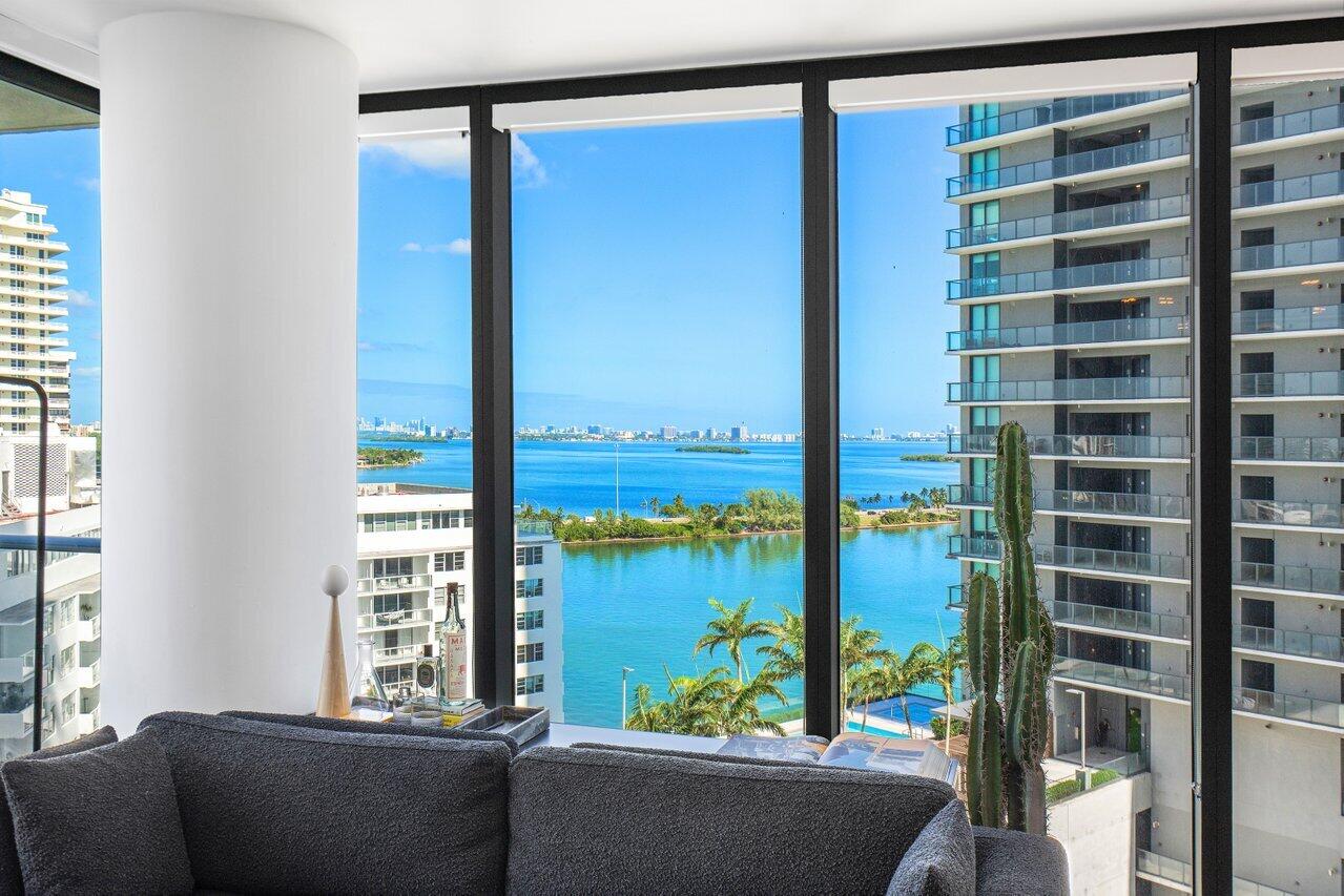 650 Northeast 32nd Street, Unit 1508 Miami, FL 33137 - Photo 19 of 37 a view of a living room and a window