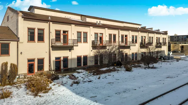$615,000 | 7777 Elmwood Avenue, Unit 210, Middleton, WI 53562
