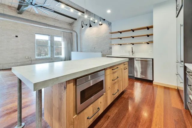 $615,000 | 7777 Elmwood Avenue, Unit 210, Middleton, WI 53562