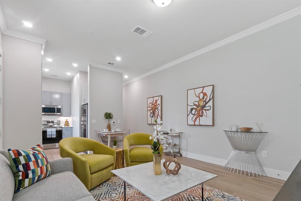 8504 Urban McKinney, TX 75071 - Photo 4 of 16