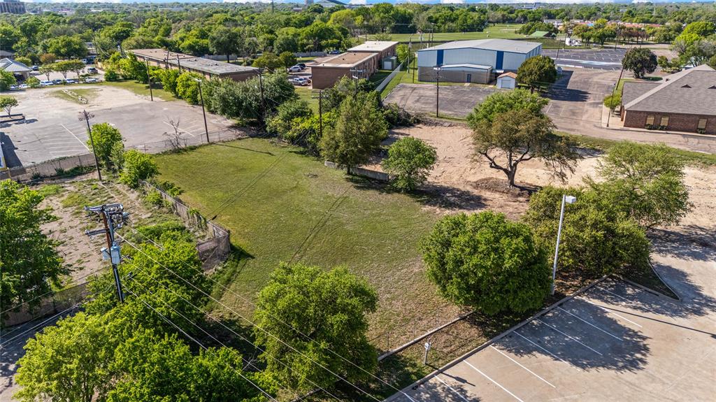 720 North New Road Waco, TX 76710 - Photo 19 of 39 an aerial view of residential houses with outdoor space