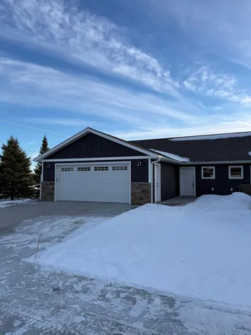 $359,900 | 917 Village Lane, Detroit Lakes, MN 56501