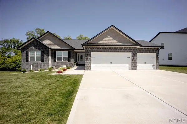 $493,999 | 6992 Milburn Estates Drive, O'Fallon, IL 62269