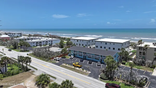 $275,000 | 1011 South Miramar Avenue, Unit UNT6, Indialantic, FL 32903