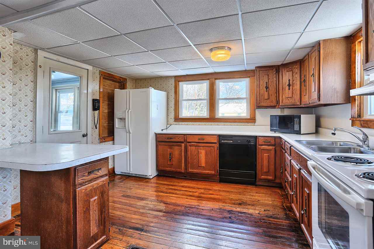 4465 Spring Road Shermans Dale, PA 17090 - Photo 3 of 25 Gallery Image 3
