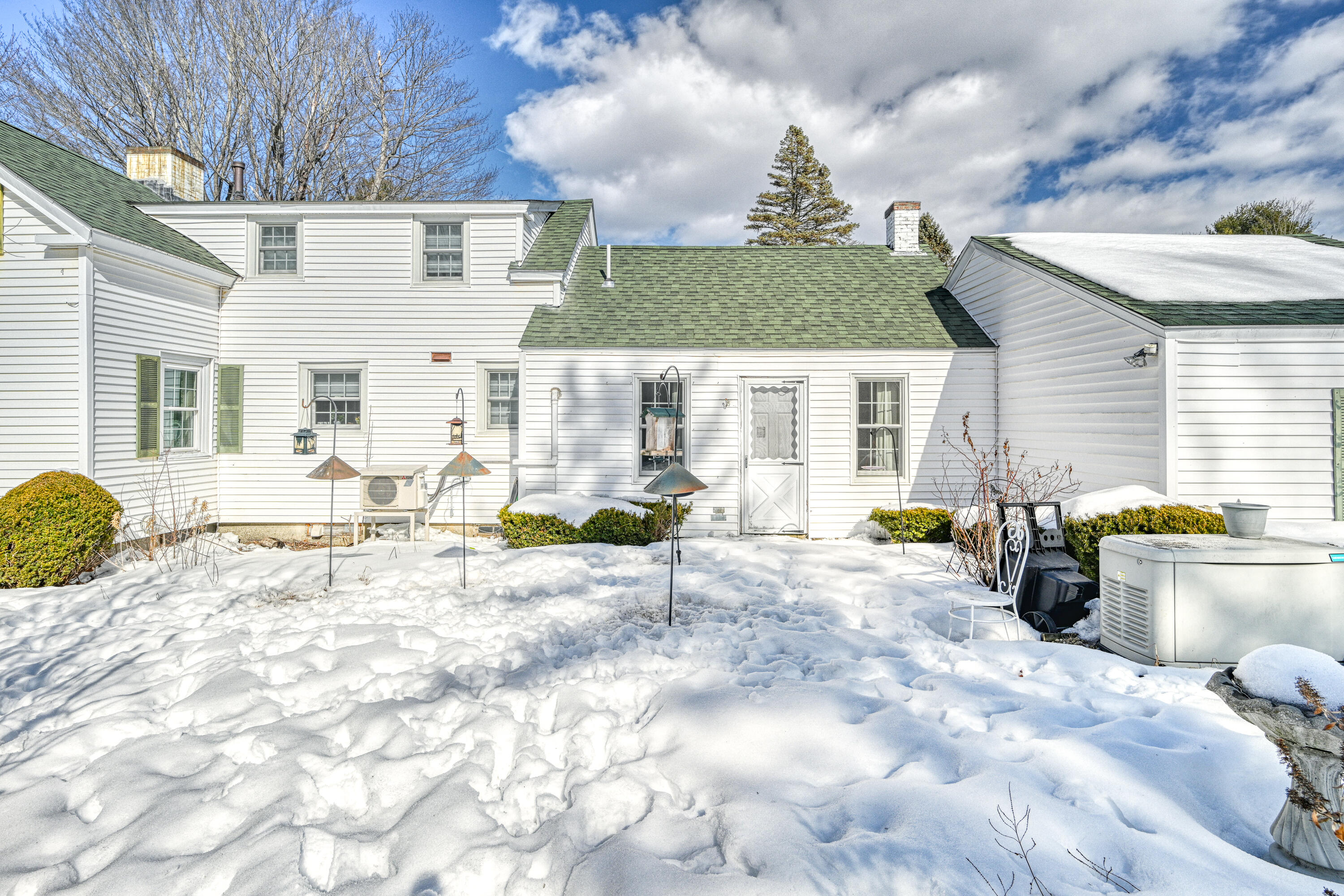 166 Cony Street Augusta, ME 04330 - Photo 8 of 58 110385gr-110