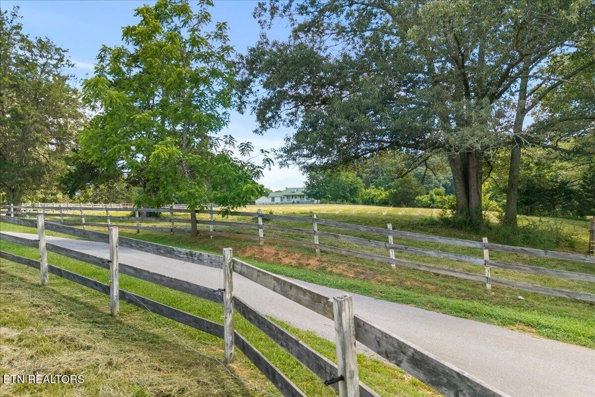982 Wilson Station Road Madisonville, TN 37354 - Photo 37 of 46