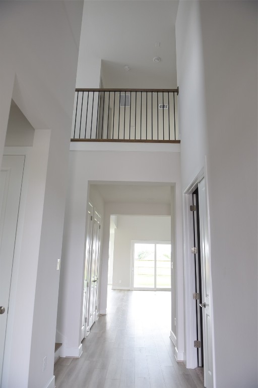 17507 Tulip Mdw Road Richmond, TX 77407 - Photo 3 of 47 a view of a hallway with entryway