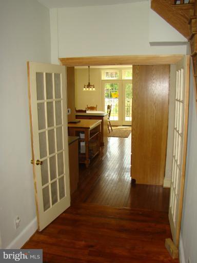 106 Central Avenue Ridgely, MD 21660 - Photo 22 of 30 Foyer