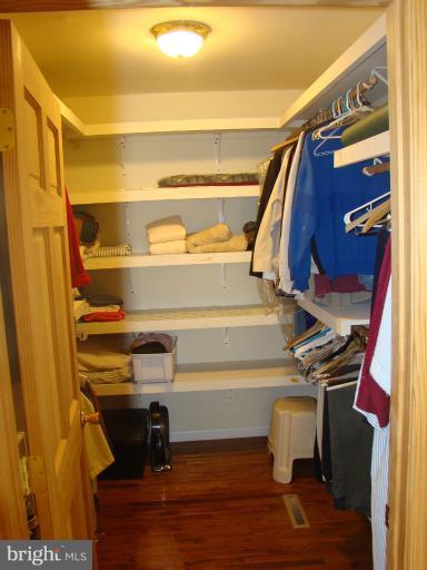106 Central Avenue Ridgely, MD 21660 - Photo 24 of 30 Walk-In Closet