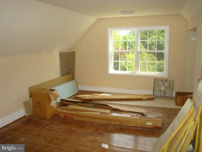 106 Central Avenue Ridgely, MD 21660 - Photo 27 of 30 Third Level Bonus Space