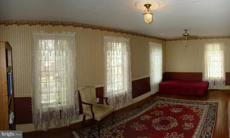 106 Central Avenue Ridgely, MD 21660 - Photo 8 of 30 Fourth Bedroom