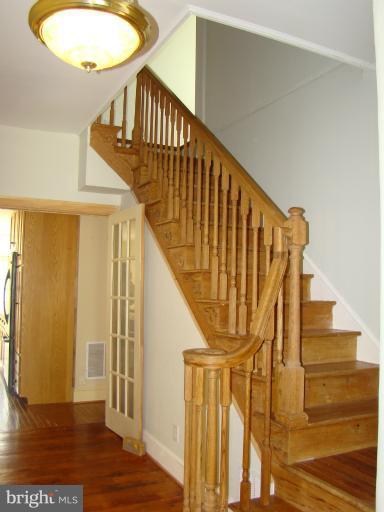 106 Central Avenue Ridgely, MD 21660 - Photo 10 of 30 Stairway