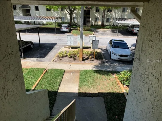 $1,890 | 112 Palmetto Court, Unit 112, Oldsmar, FL 34677