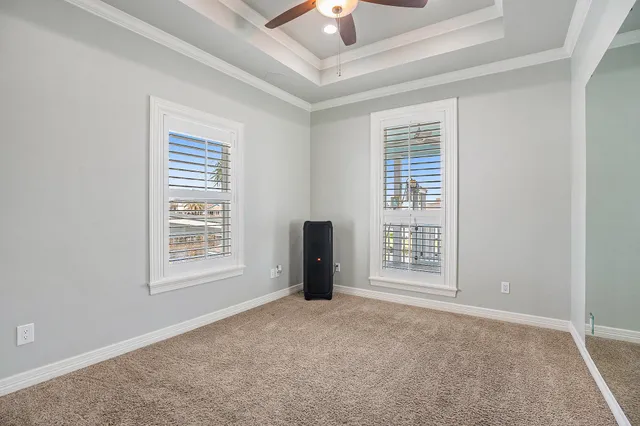 $675,000 | 1171 Sailfish Street, Bayou Vista, TX 77563