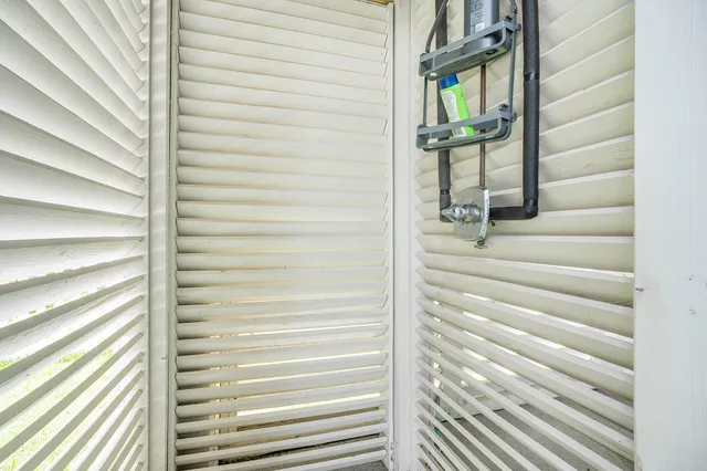 $675,000 | 1171 Sailfish Street, Bayou Vista, TX 77563