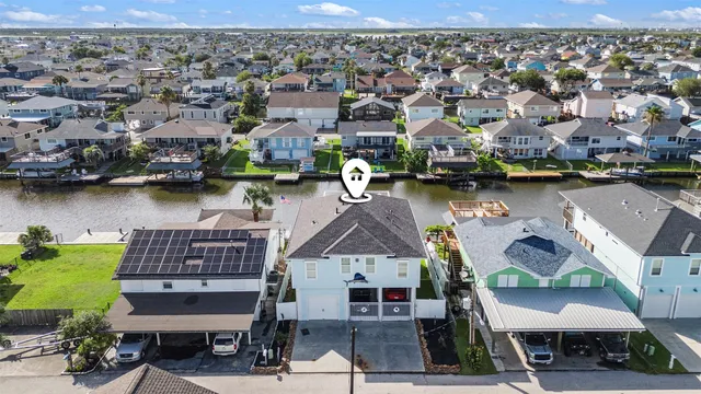 $675,000 | 1171 Sailfish Street, Bayou Vista, TX 77563