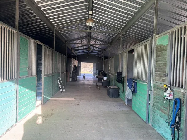 $980,000 | 226 Hcr 3321, Hubbard, TX 76648