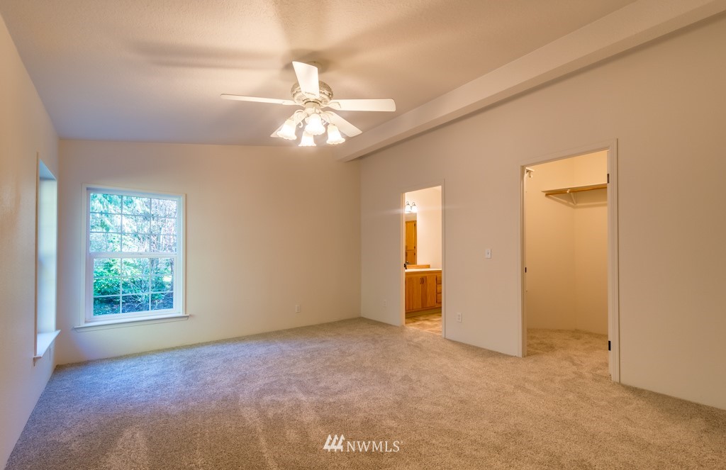 689 Middle Fork Road Onalaska, WA 98570 - Photo 8 of 25 Gallery Image 8