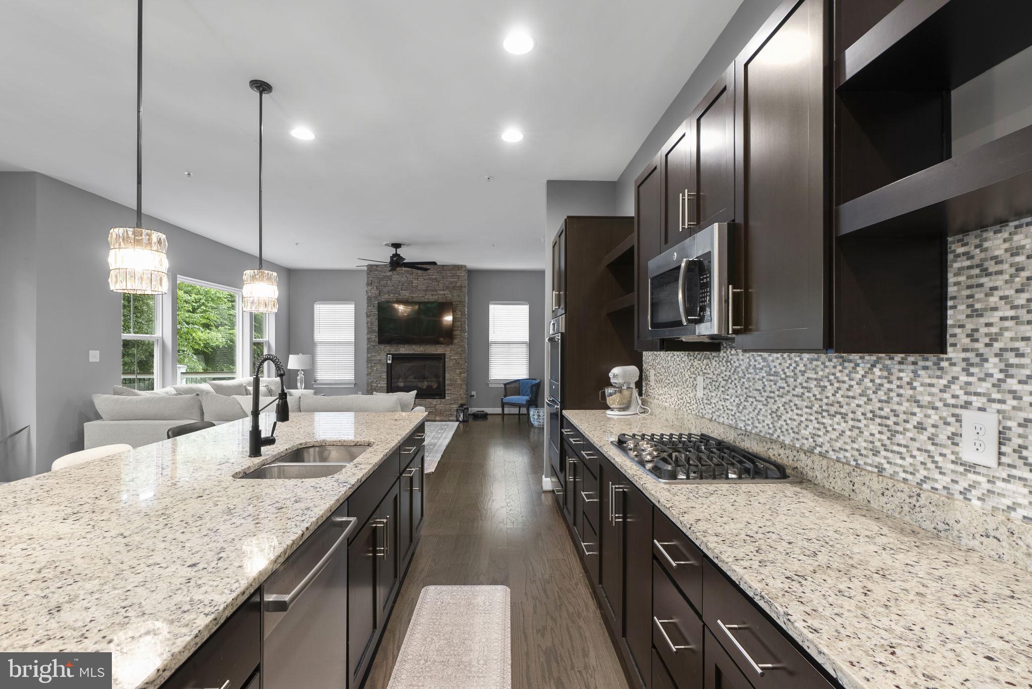 6822 West Shavano Road New Market, MD 21774 - Photo 12 of 59 Kitchen