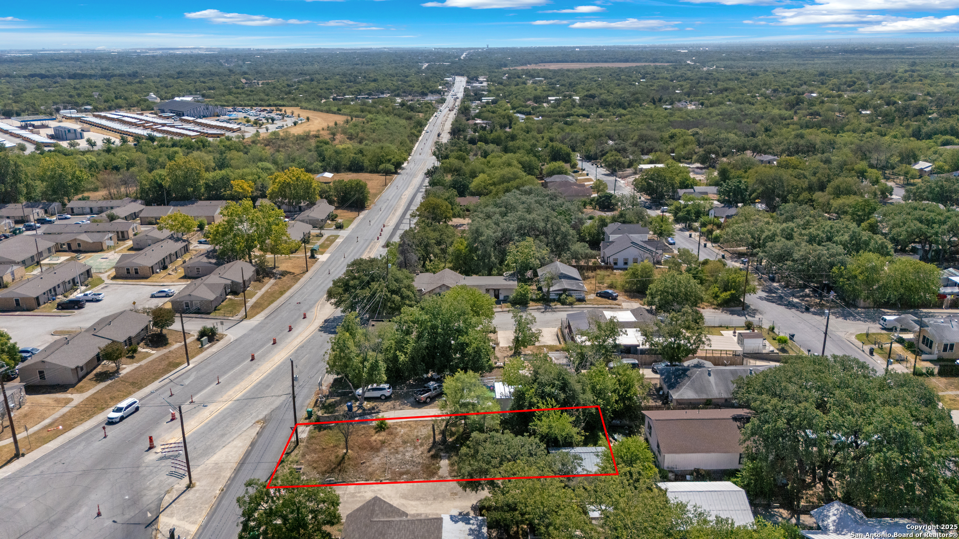 1328 Rigsby Avenue San Antonio, TX 78210 - Photo 8 of 18 a view of a city