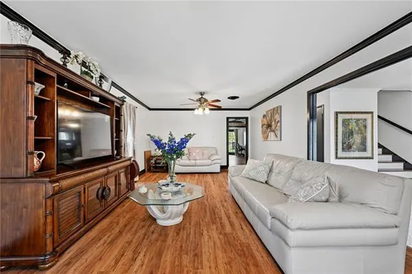 $569,000 | 654 Marilyn Drive, Mandeville, LA 70448