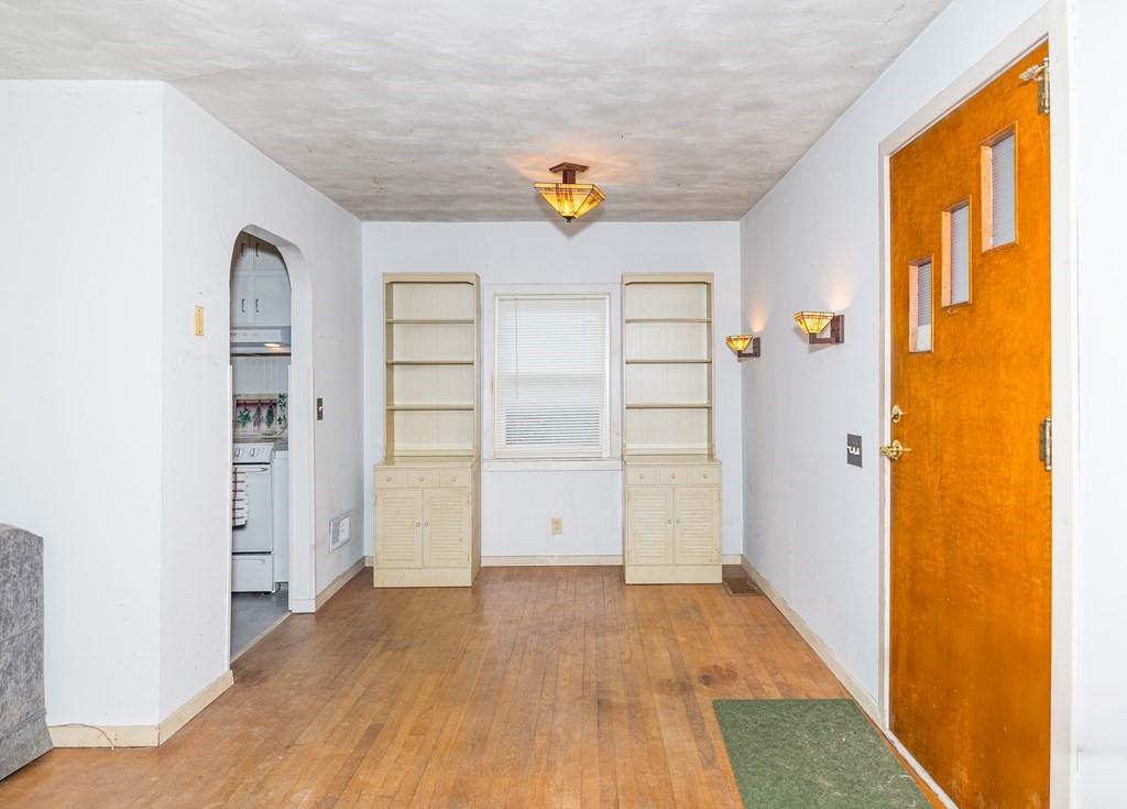 268 Watauga Avenue Corning, NY 14830 - Photo 4 of 25