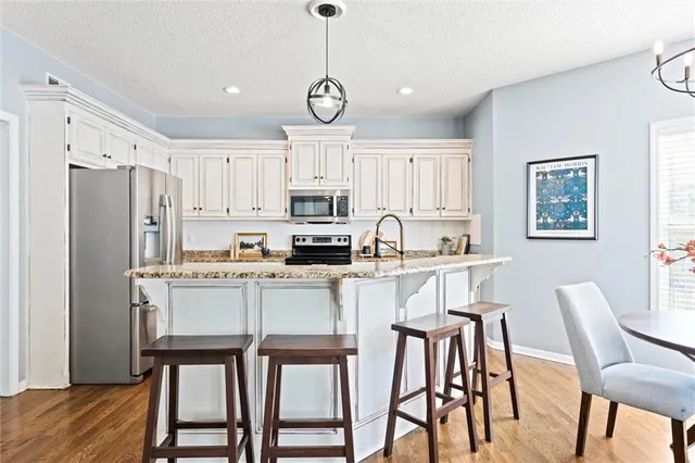 $535,000 | 14708 Walmer Street, Overland Park, KS 66223