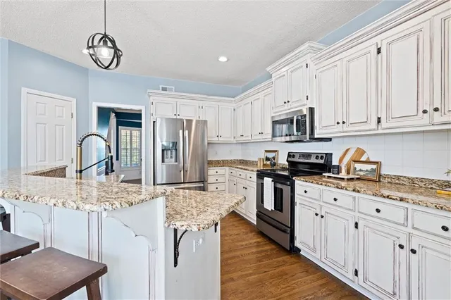 $535,000 | 14708 Walmer Street, Overland Park, KS 66223