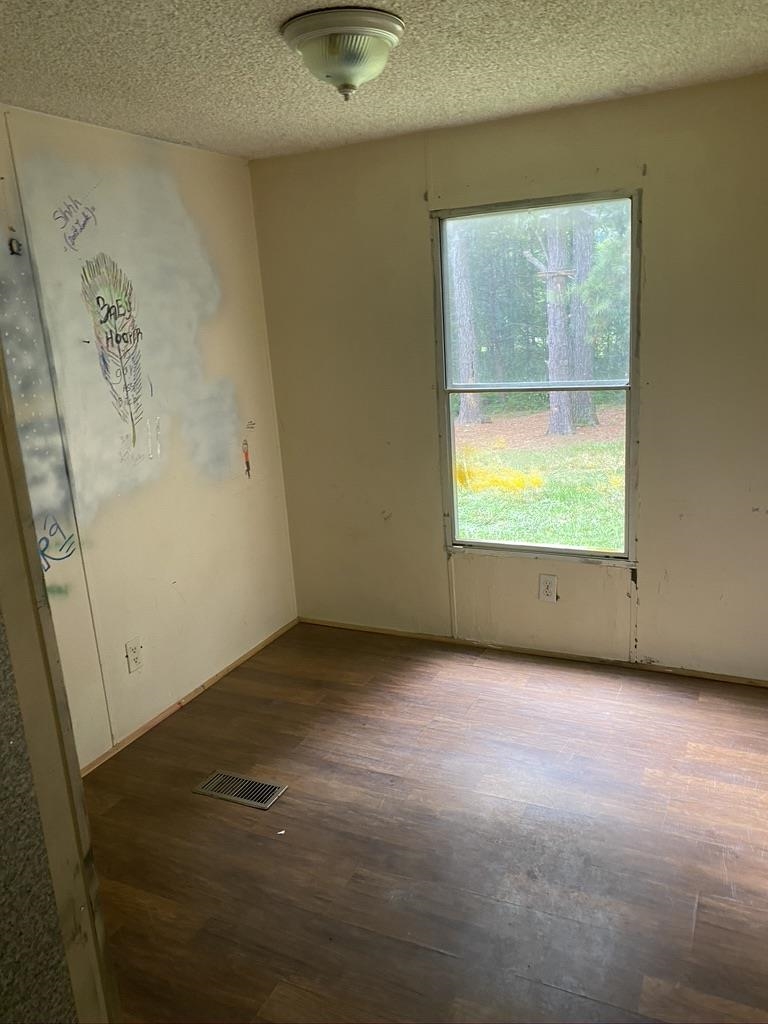 1021 State Rd S-42-1564 Chesnee, SC 29323 - Photo 3 of 12