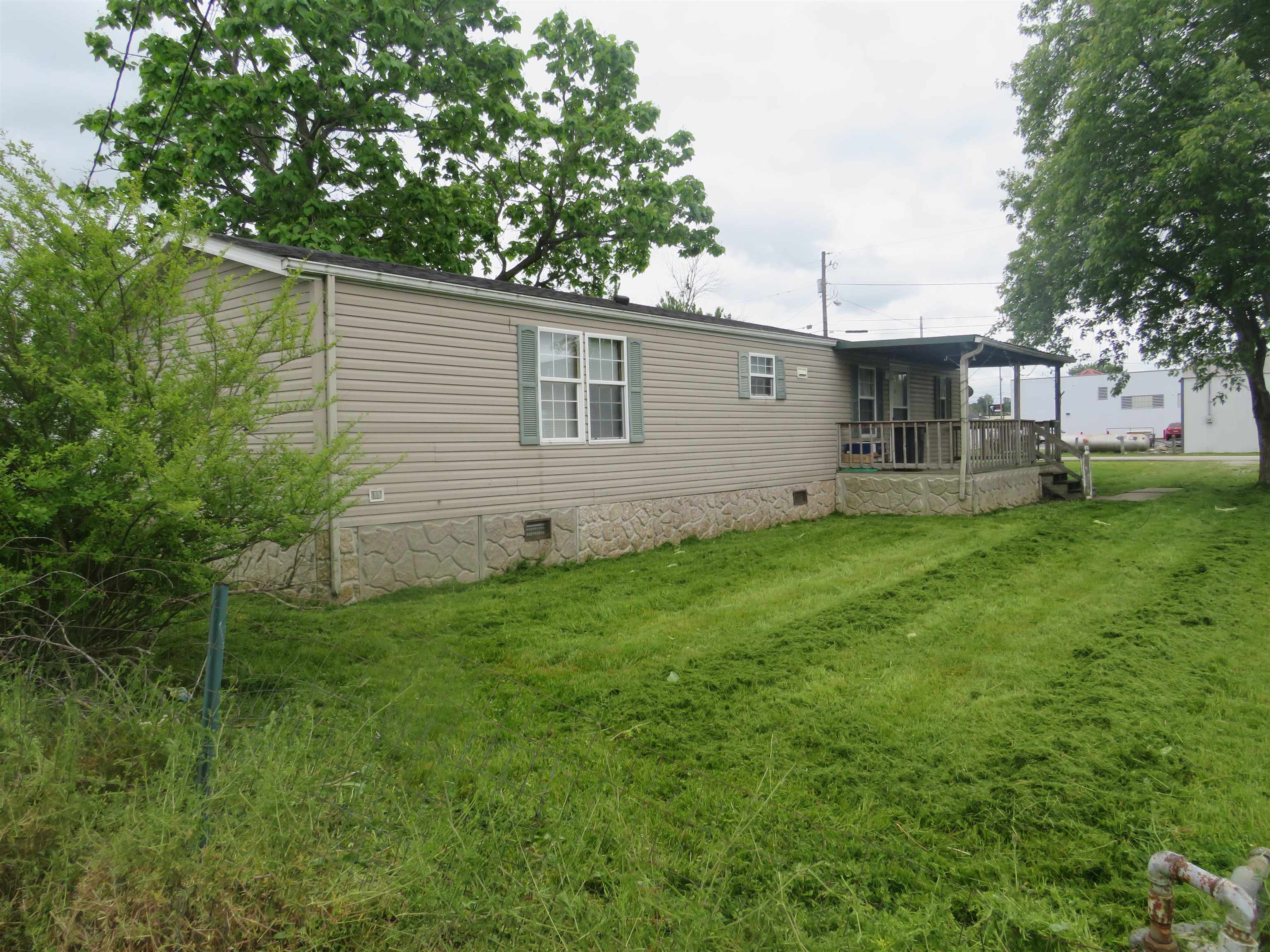 314 East 4th Street Grayson, KY 41143 - Photo 5 of 15
